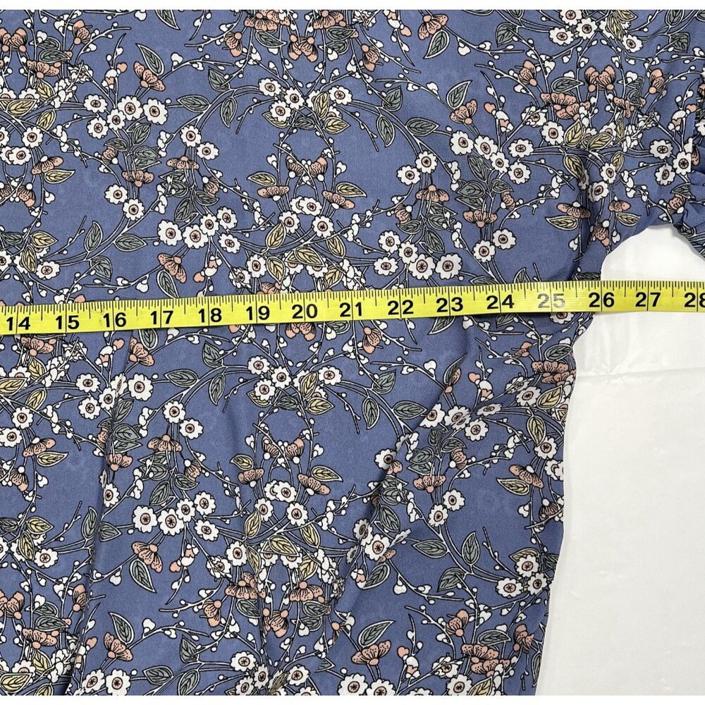Max Studio Women Plus Size 1X Top Blouse floral Short Sleeve Blue Button NWT - Picture 6 of 8